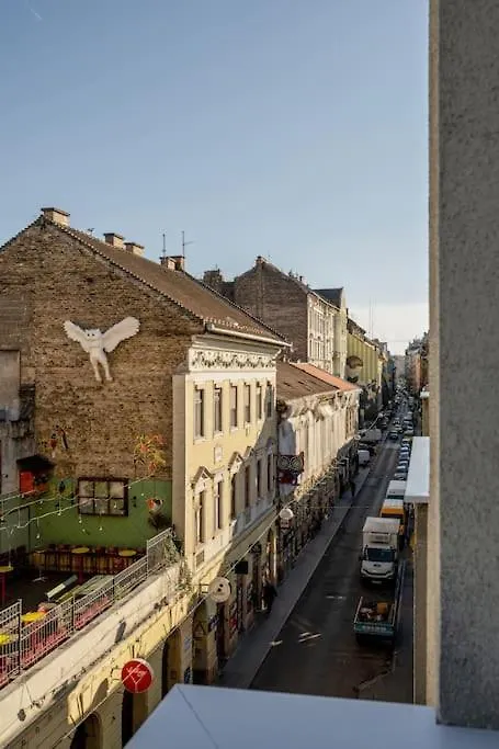 A50-Balcony-Designer Apartments No 2 Budapest