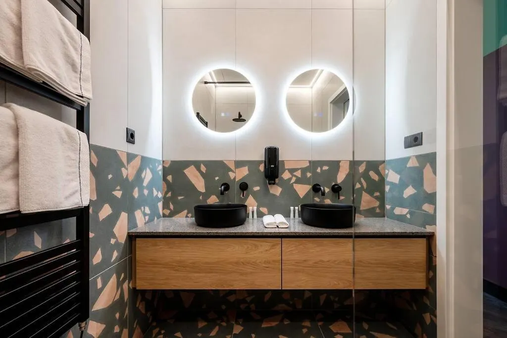 A50-Balcony-Designer Apartments No 2 Budapest Hungary